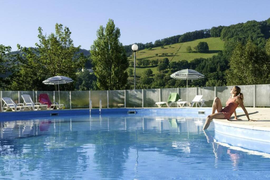 T 2 Dans Village Vacances 3 *** A Saint Geniez 2 Piscines Chauffee Pierrefiche  Buitenkant foto